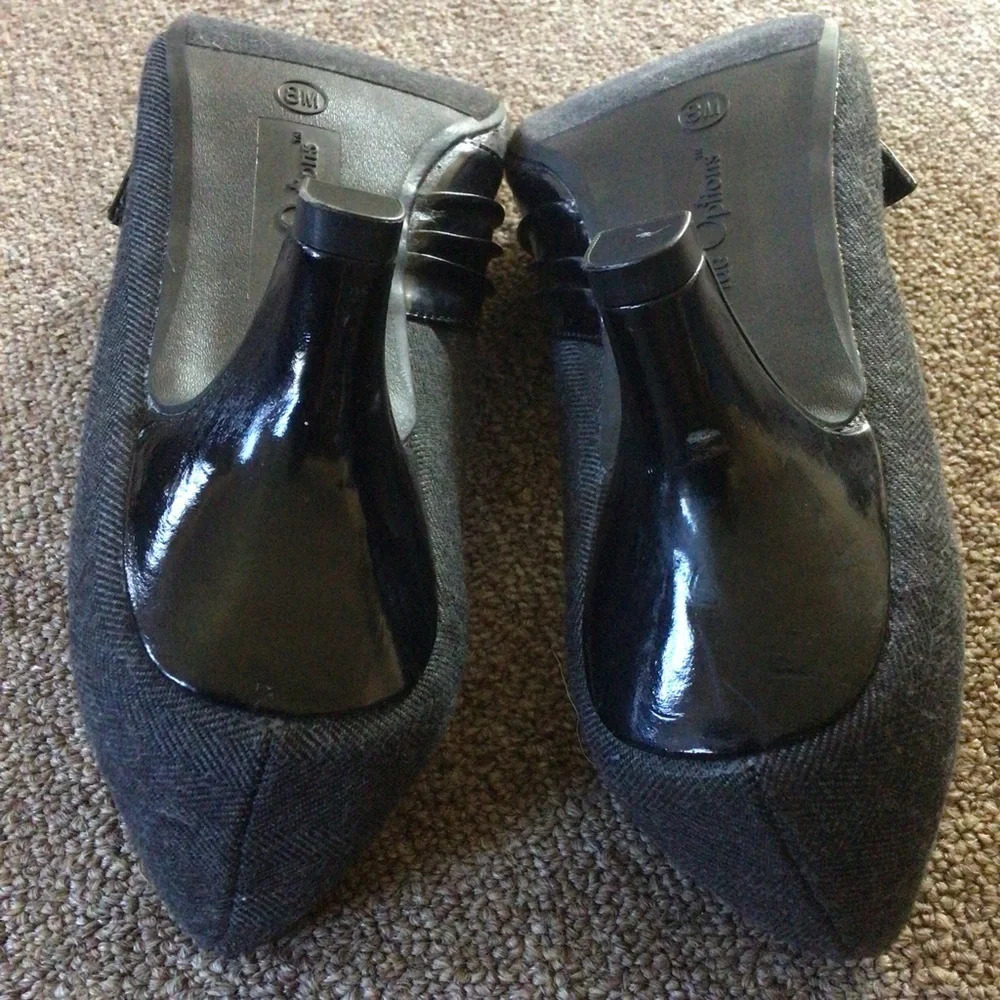 Nue Options Ava Gray and Black Heels - Size 8 - Picture 6 of 7
